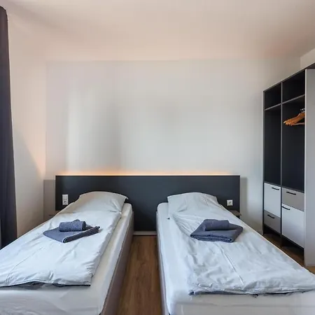 Glueck Auf Appartements Dueppelstrasse Oberhausen  Buitenkant foto